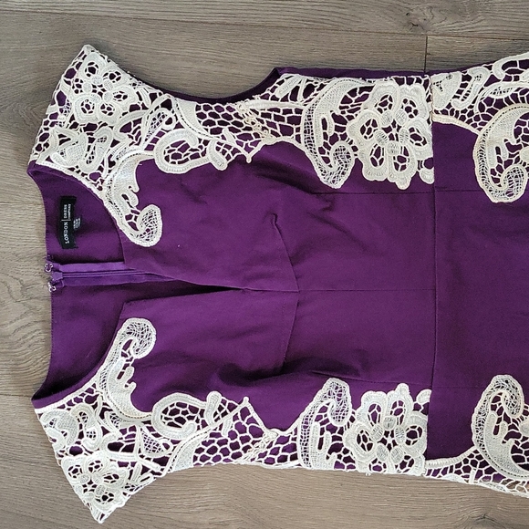 London dress with lace - Picture 3 of 4